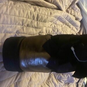 Selling black UGGS